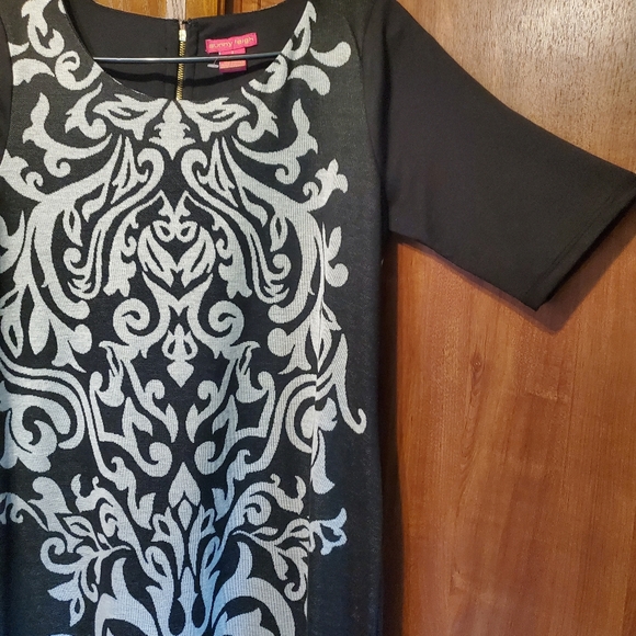 NWOT - Sunny Leigh black/white dress - SMALL - Picture 4 of 10